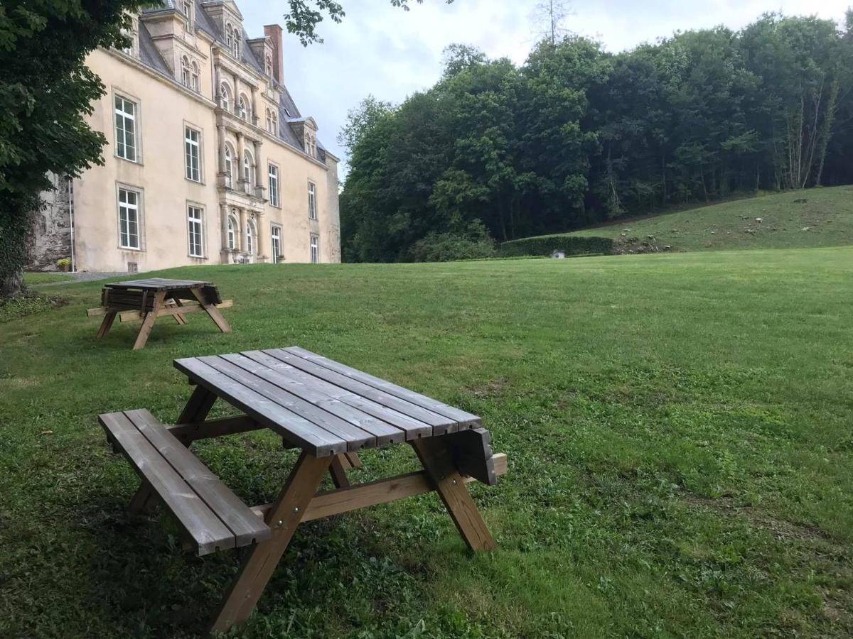 Chateau De La Lucaziere Mont-Saint-Jean  Exteriör bild